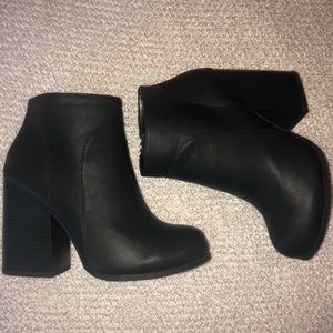 Black Chunky Booties